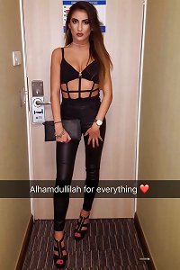 hottest PAKI mega-bitch FROM EAST LONDON !! COMMENT AND DEGRADE